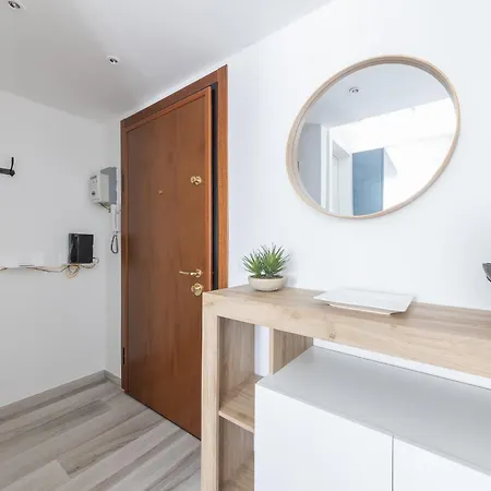 Nolo 5 - - Leia Hospitality *